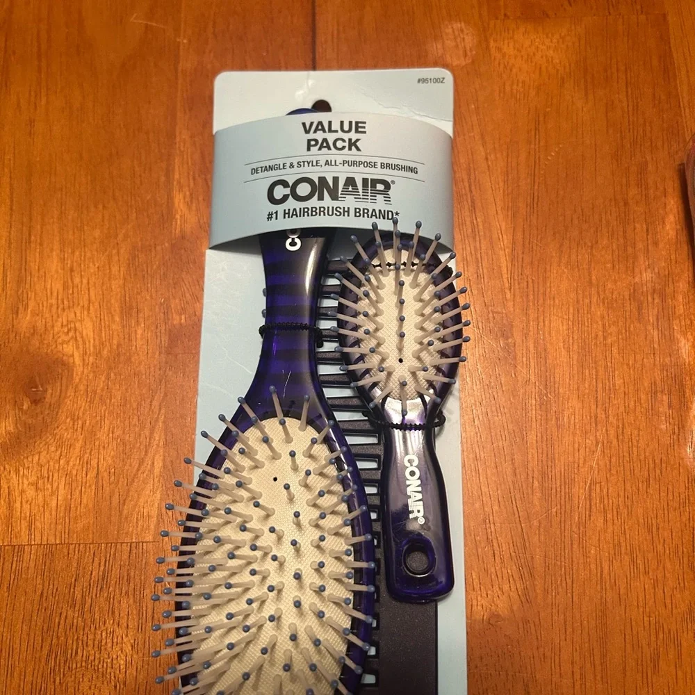Conair Hairbrush’s and Rollers Set / Bundle